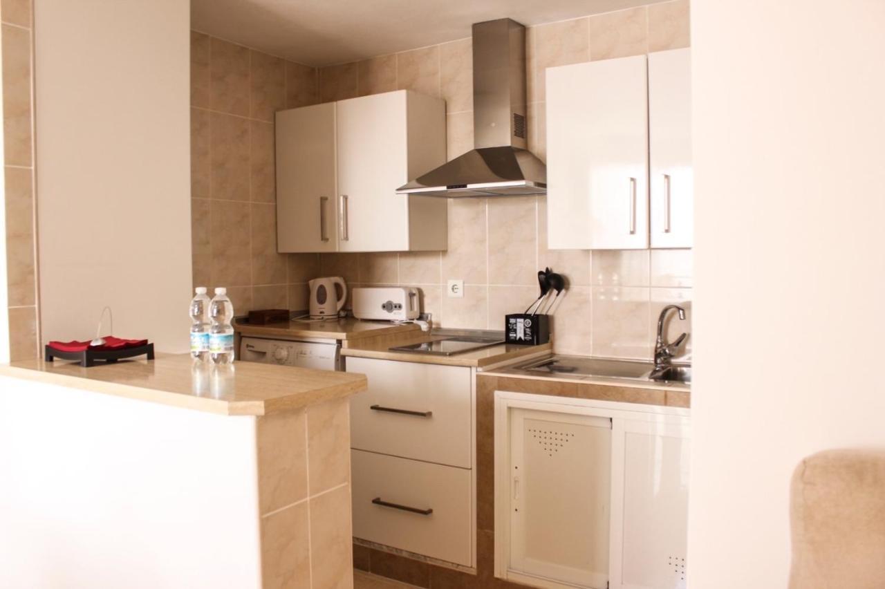 בנאלמדנה Apartamentos La Mar Chica מראה חיצוני תמונה