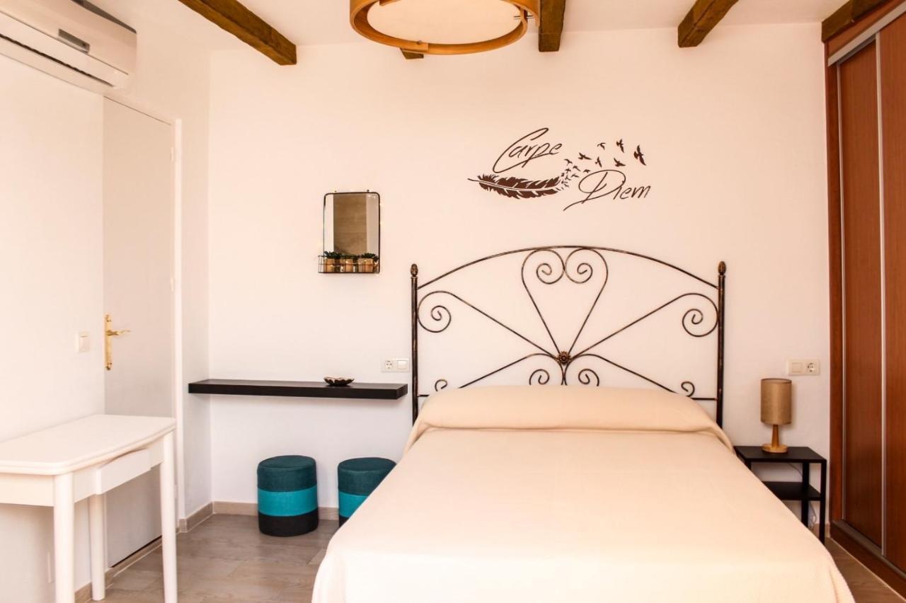 בנאלמדנה Apartamentos La Mar Chica מראה חיצוני תמונה