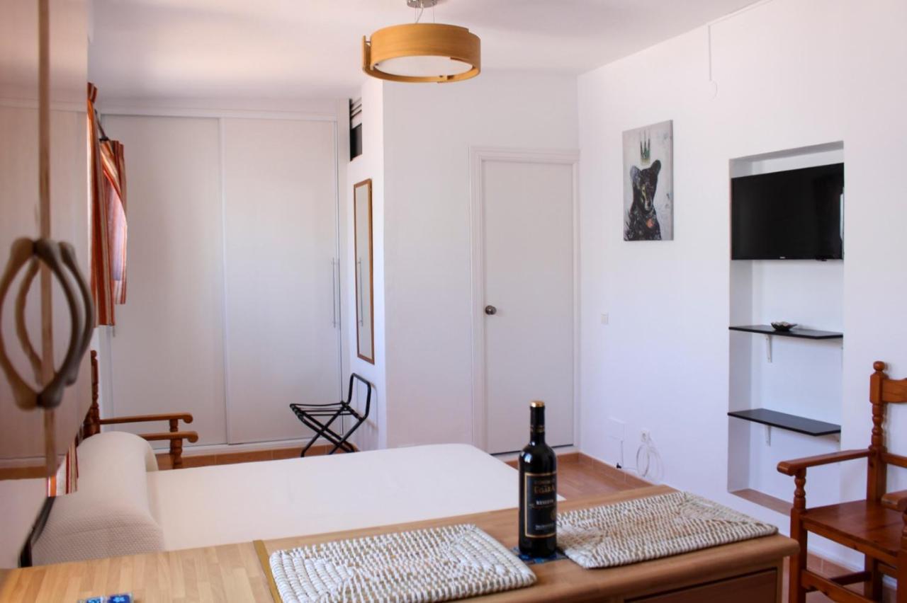 בנאלמדנה Apartamentos La Mar Chica מראה חיצוני תמונה