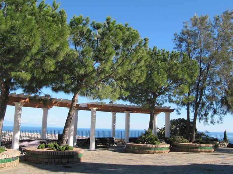בנאלמדנה Apartamentos La Mar Chica מראה חיצוני תמונה