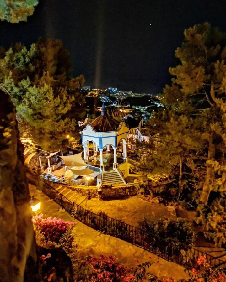 בנאלמדנה Apartamentos La Mar Chica מראה חיצוני תמונה