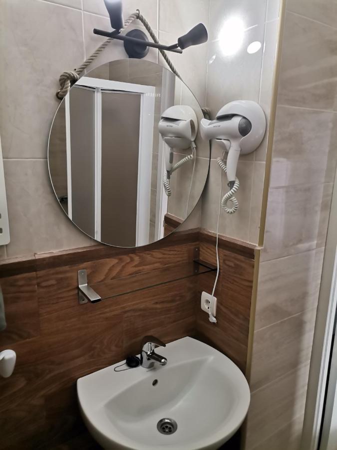 בנאלמדנה Apartamentos La Mar Chica מראה חיצוני תמונה