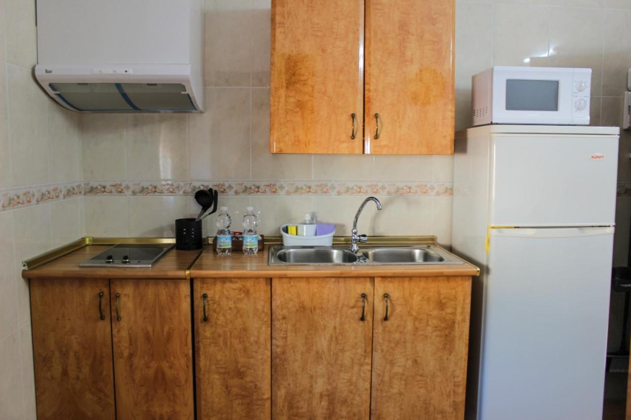 בנאלמדנה Apartamentos La Mar Chica מראה חיצוני תמונה