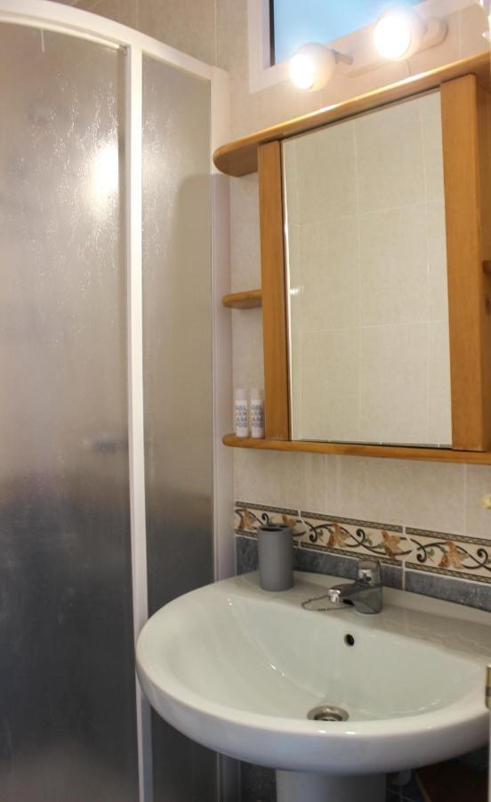 בנאלמדנה Apartamentos La Mar Chica מראה חיצוני תמונה