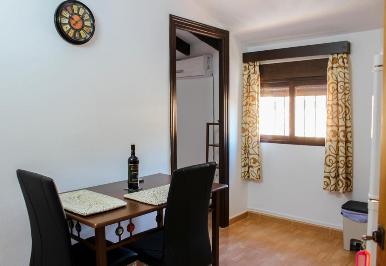 בנאלמדנה Apartamentos La Mar Chica מראה חיצוני תמונה